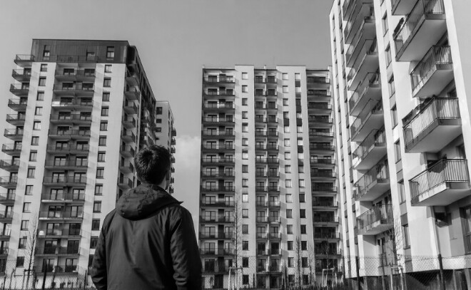 «Покупай сейчас — потом будет поздно»: почему жилье в 2026 году стало недоступным, а покупка — источником раздражения